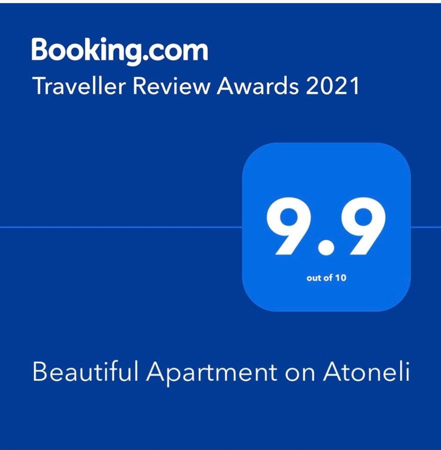 Beautiful Apartment On Atoneli Tbilisi Exterior photo